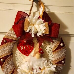 Handmade Knome-In-Love 9" Lighted Wreath/Wall/Door Hanger